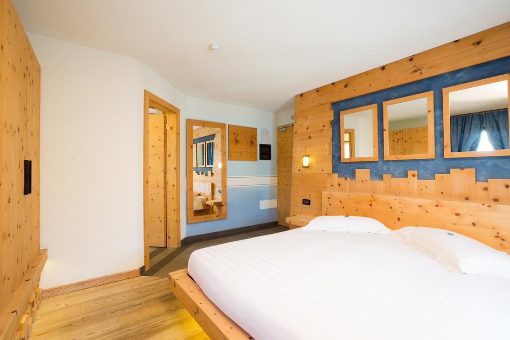 Hotel Pontiglia Ливиньо Экстерьер фото