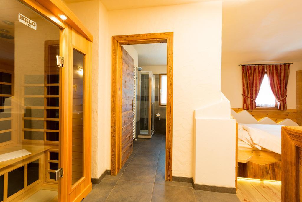 Hotel Pontiglia Ливиньо Экстерьер фото